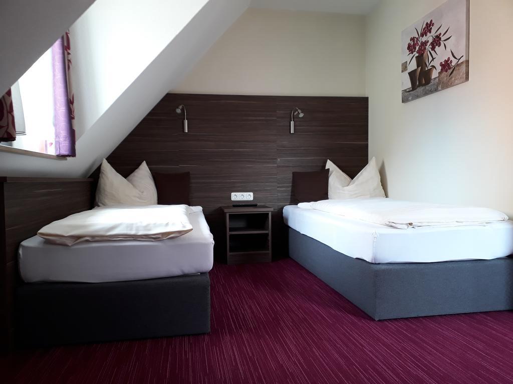 Pension Am Weinberg Bed & Breakfast Mainstockheim Bagian luar foto